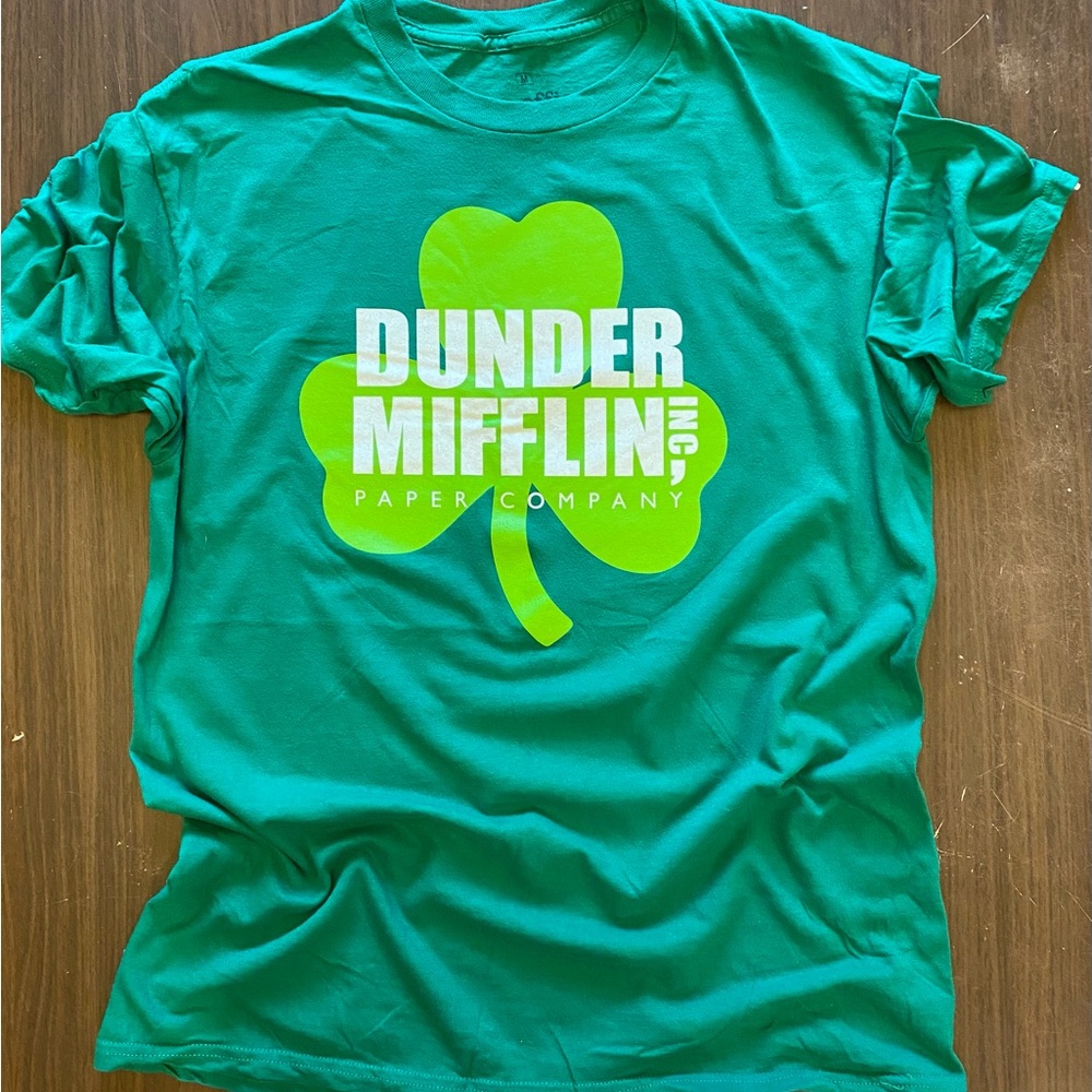 The Office Green Dunder Mifflin T-Shirt size Medium